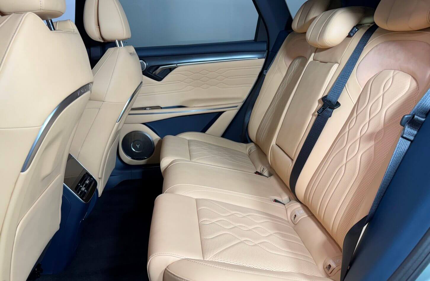 VOYAH FREE EVR у официального дилера